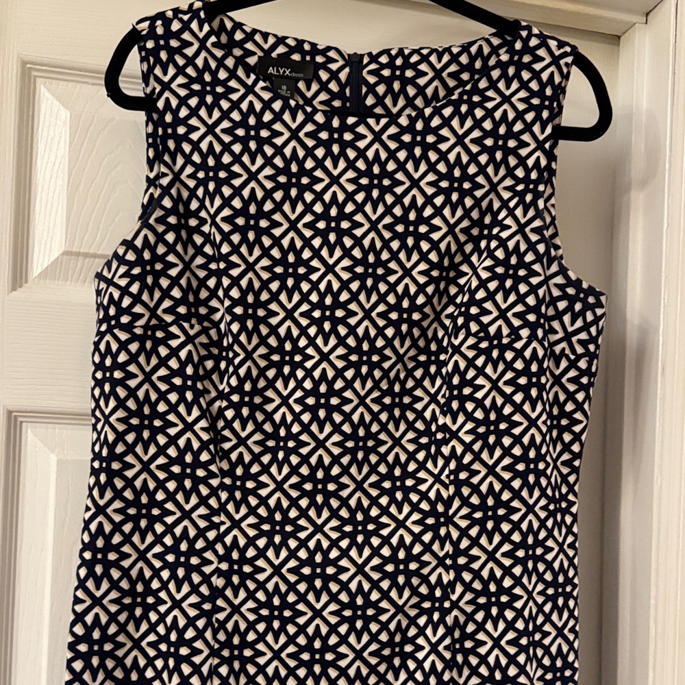 Alyx Navy and White Patterned Blouse